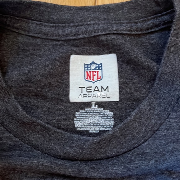 Grey Saints Helmet Tee - Picture 3 of 4